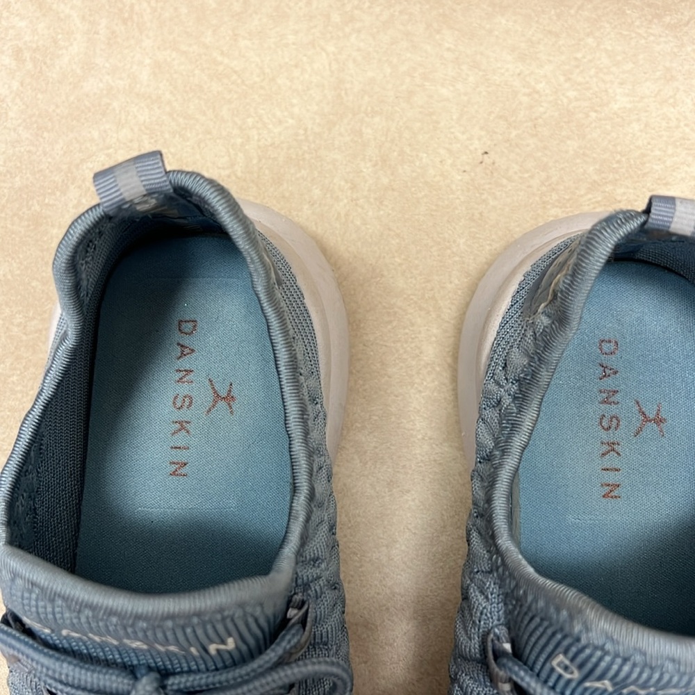 Danskin women’s sneakers - Picture 3 of 6